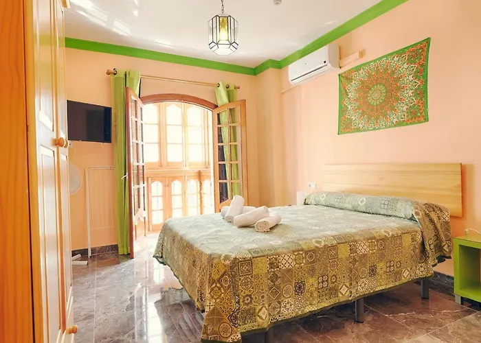 Charming بيت شباب نيرخا