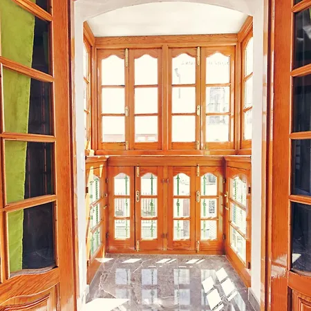 Charming Albergue Nerja