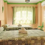 Charming Hostel *
